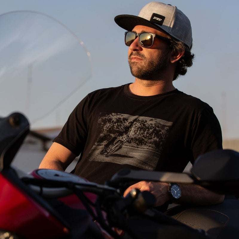 Camiseta Corvo Preta Tamanho 3G detalhes